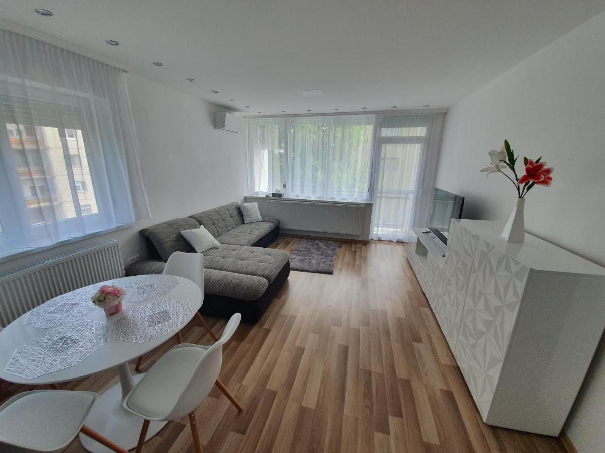 Matrix Apartman Bekescsaba Eksteriør bilde